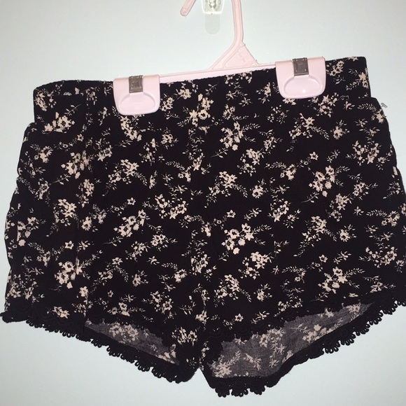 Full Tilt Shorts Short From Tillys With Flowers Poshmark